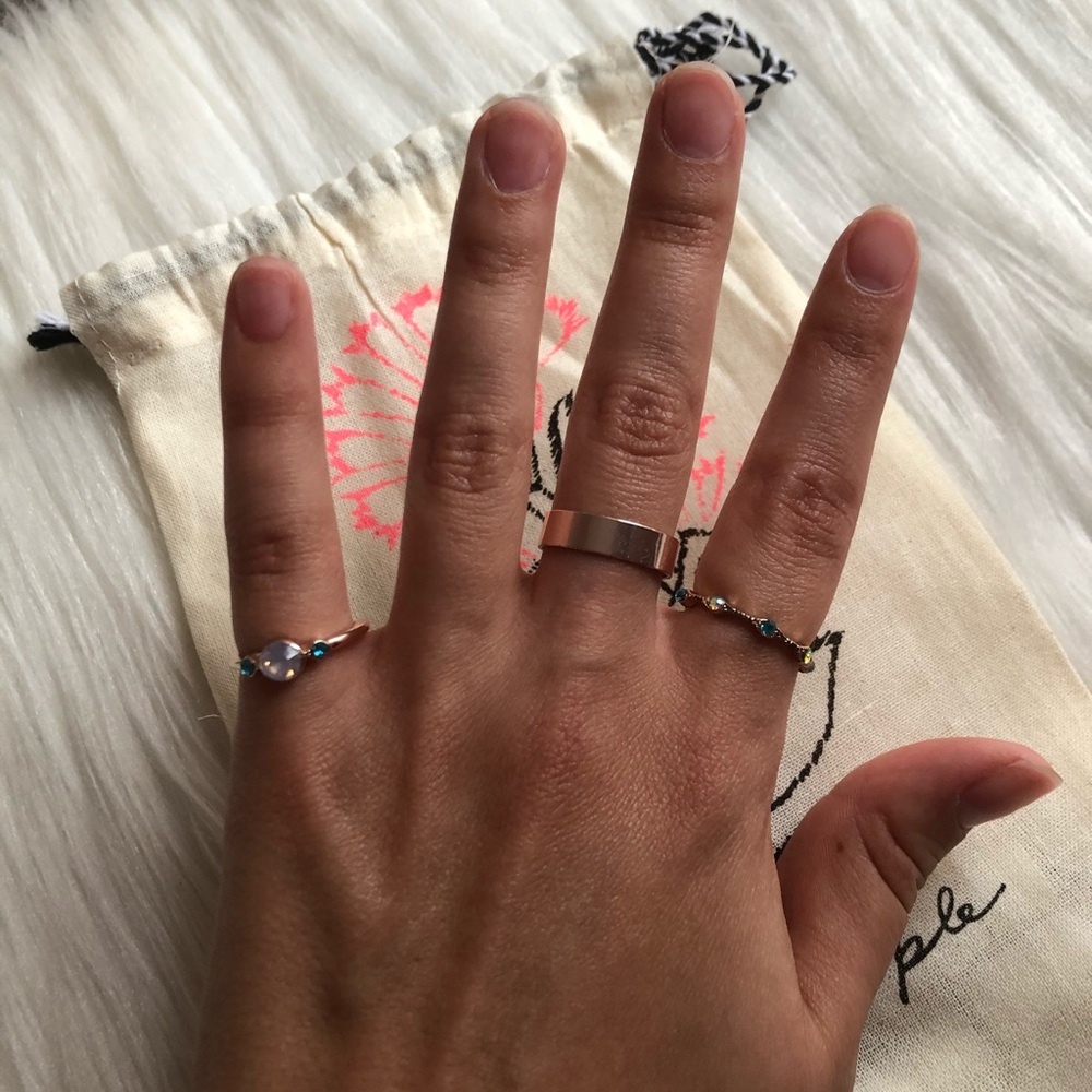 FOREVER 21 ring set - Picture 2 of 4
